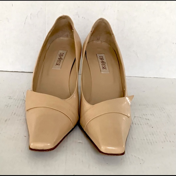 Shiny natural tan color real leather shoes medium high heels Eur 40 US 9.5 - 10 - Picture 2 of 10